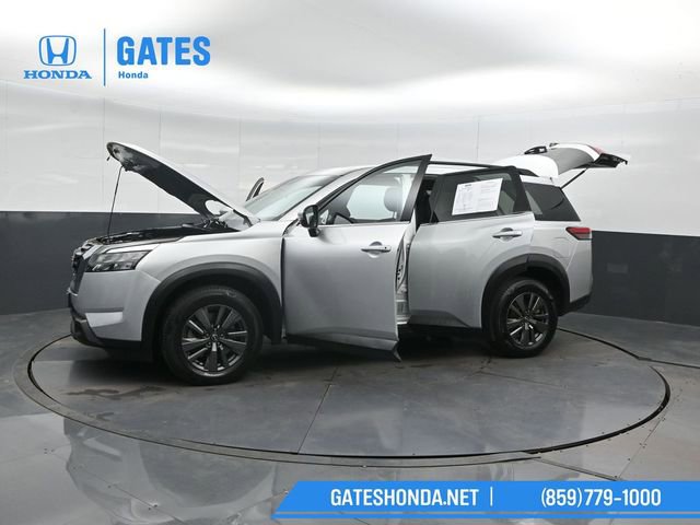 Used 2023 Nissan Pathfinder SV image 55