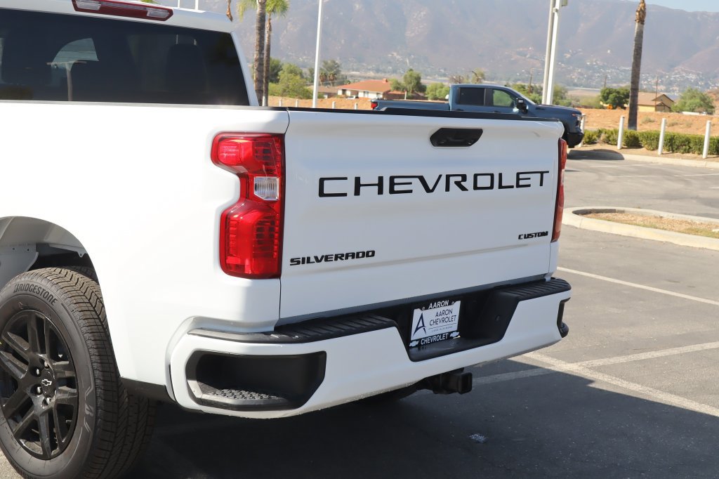 New 2026 Chevrolet Silverado 1500 Custom w/ LPO, Dark Essentials Package RWD image 13
