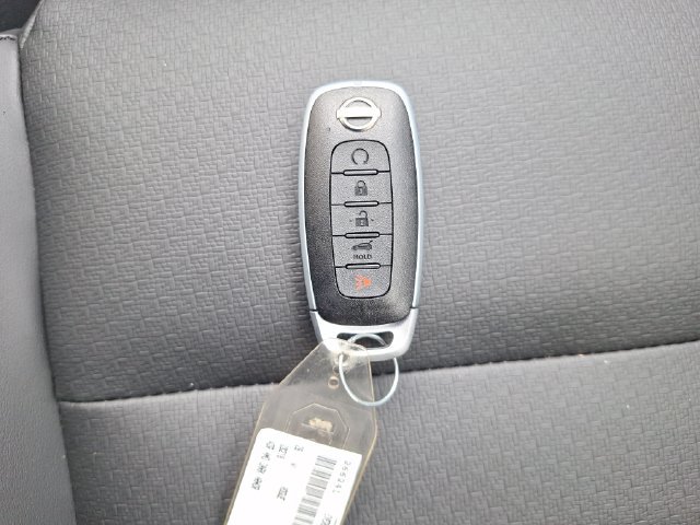 Certified 2026 Nissan Rogue Dark Armor AWD/4WD image 30