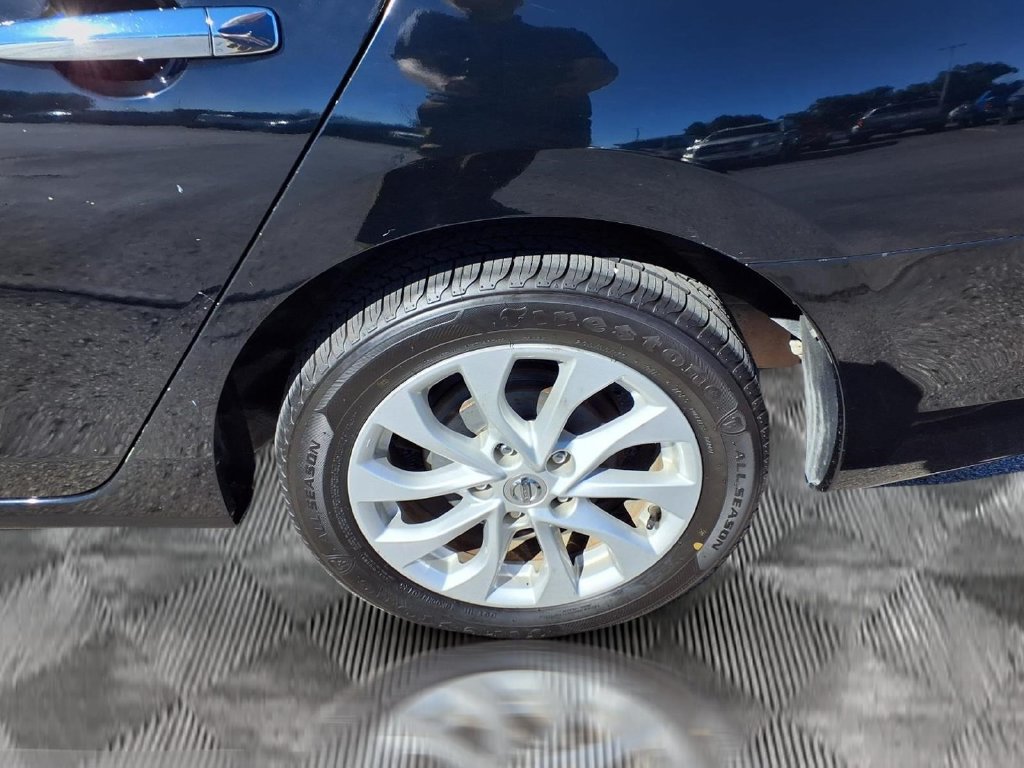 Used 2018 Nissan Sentra SV FWD image 25