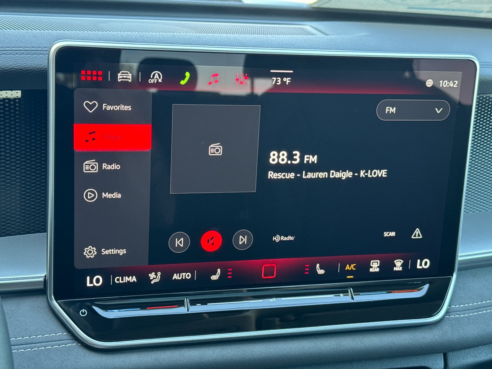 New 2026 Volkswagen Tiguan SE AWD/4WD image 18