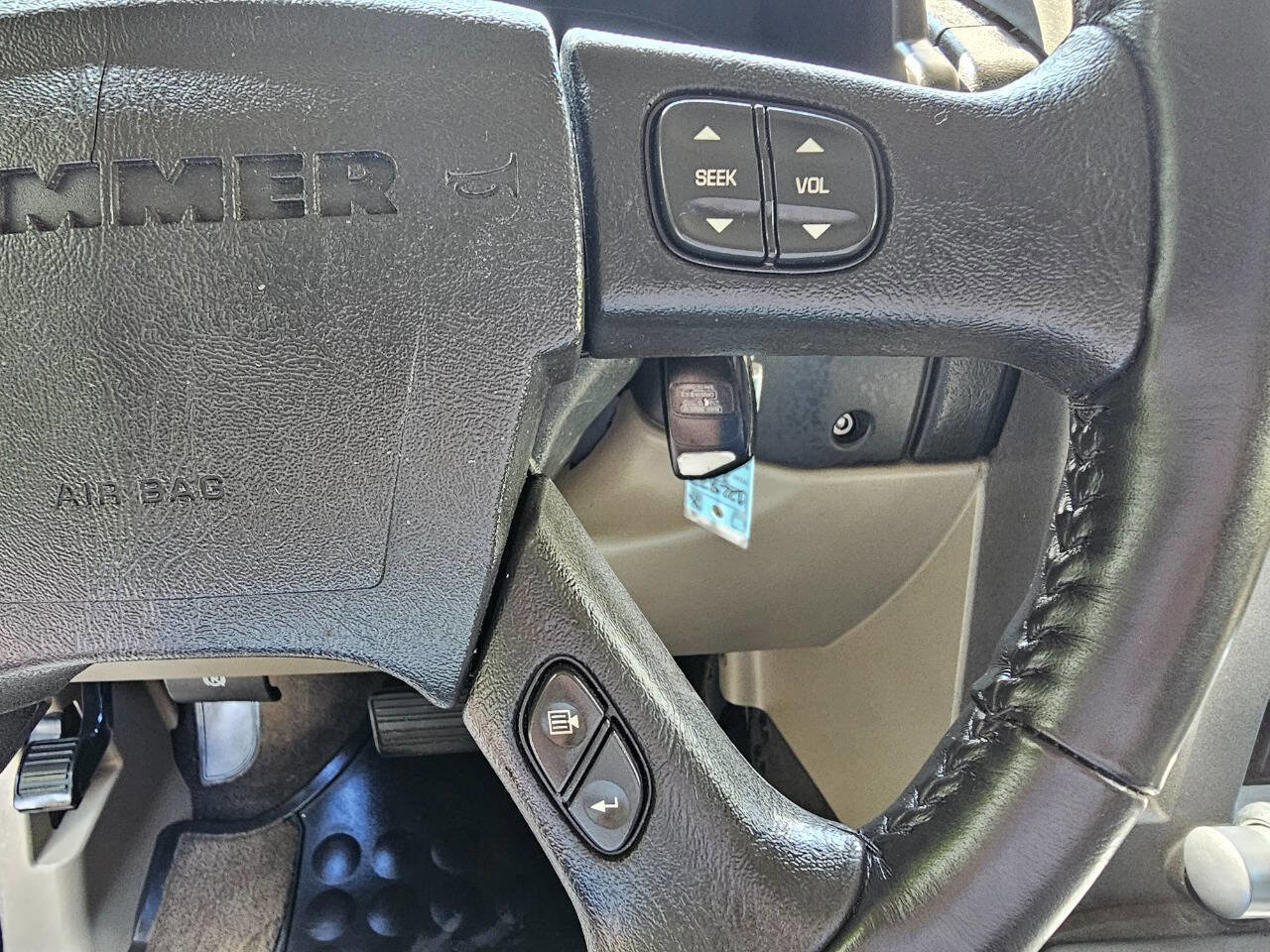 Used 2003 HUMMER H2 w/ Preferred Equipment Group image 17