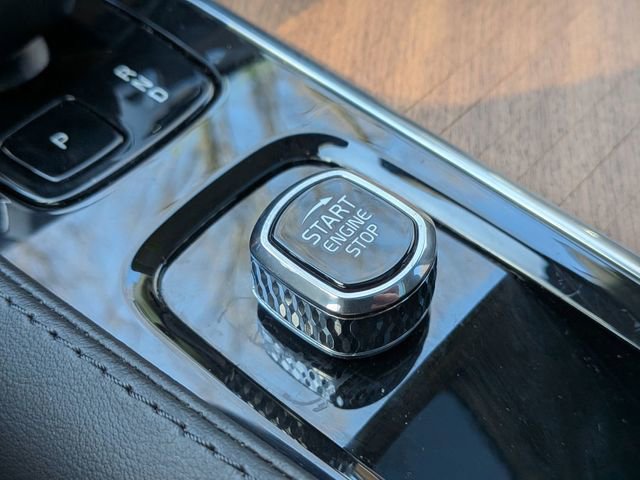 Certified 2023 Volvo XC90 B6 Plus w/ Protection Package Premier AWD/4WD image 20