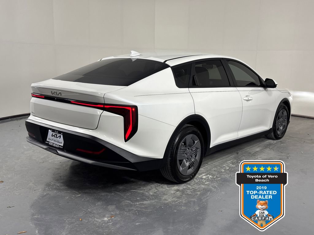 Certified 2025 Kia K4 FWD image 6