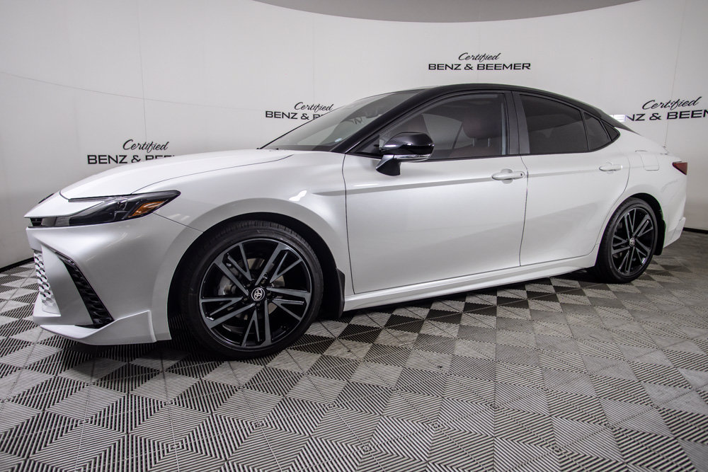 Used 2025 Toyota Camry XSE w/ Premium Package FWD image 9