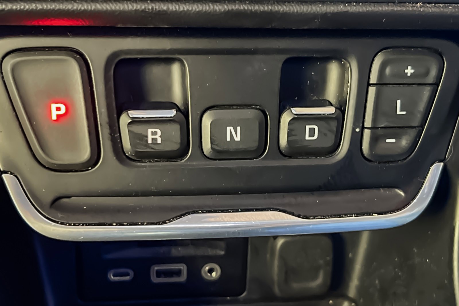 Used 2020 GMC Terrain SLT image 21