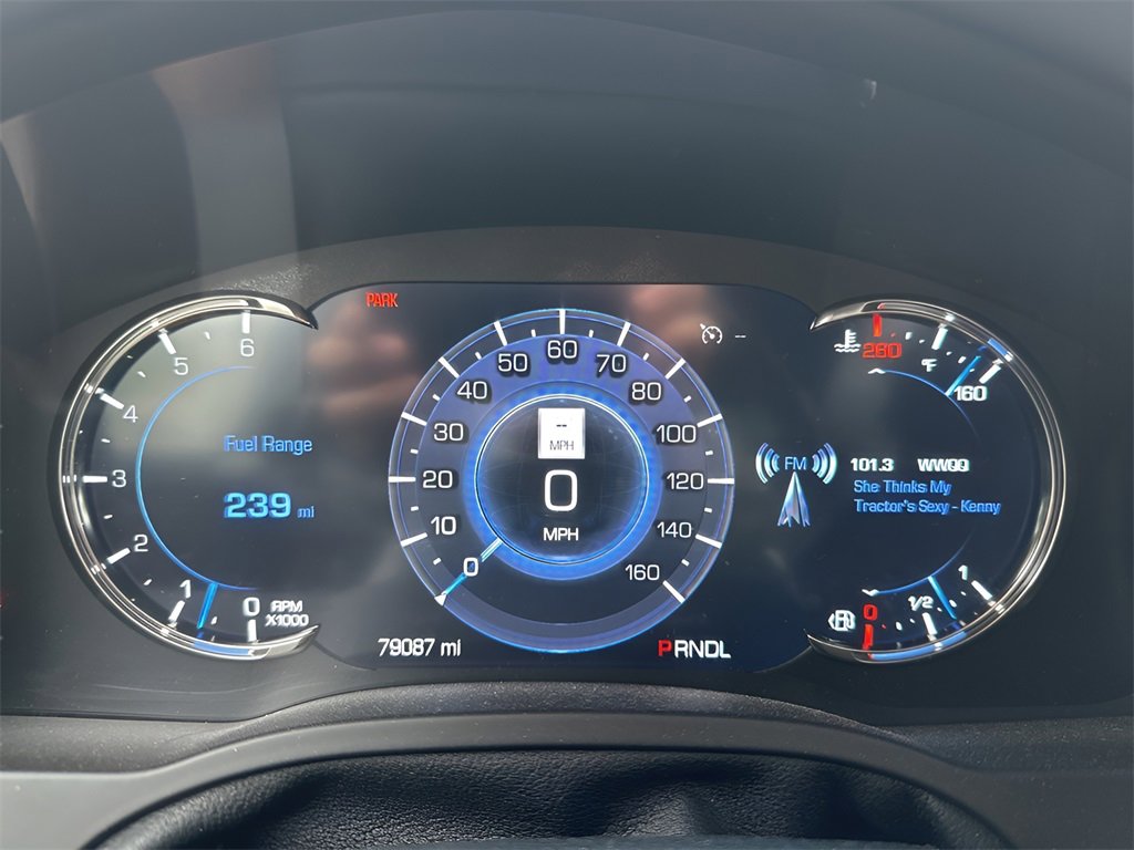 Used 2019 Cadillac Escalade ESV Luxury image 16