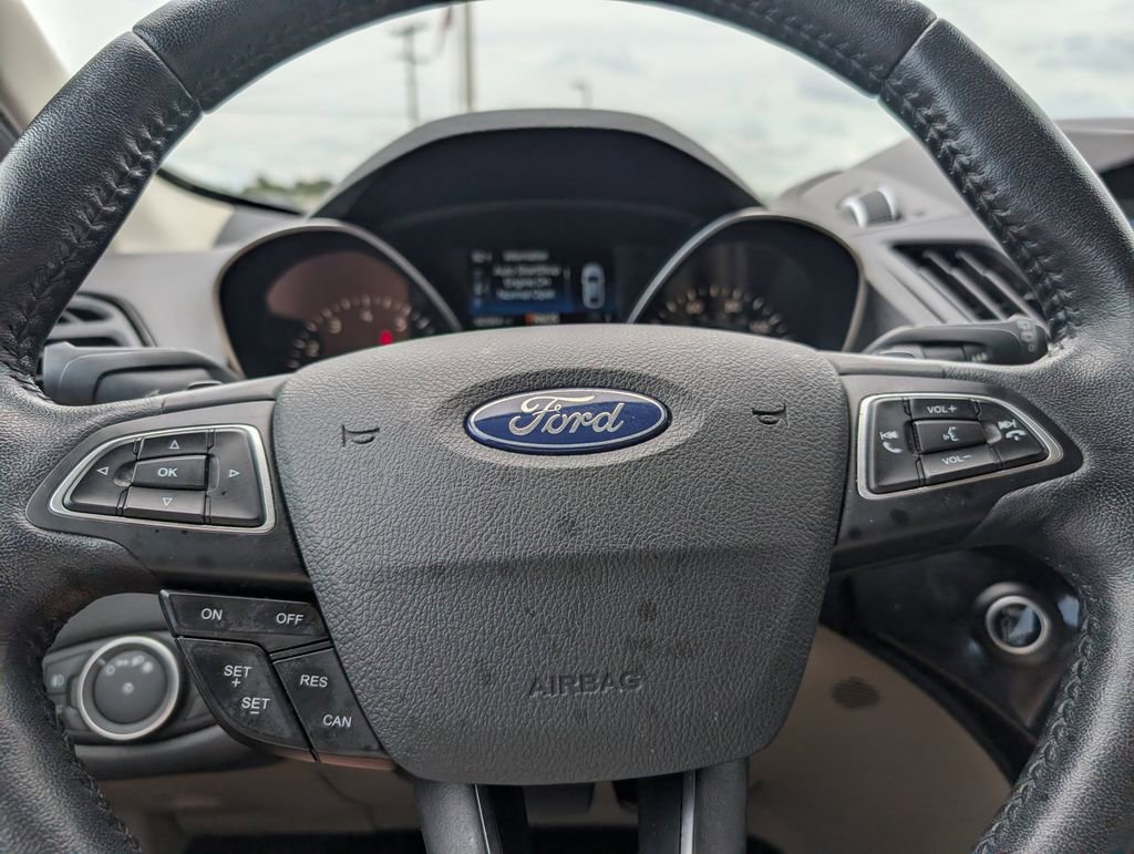 Used 2017 Ford Escape Titanium image 20