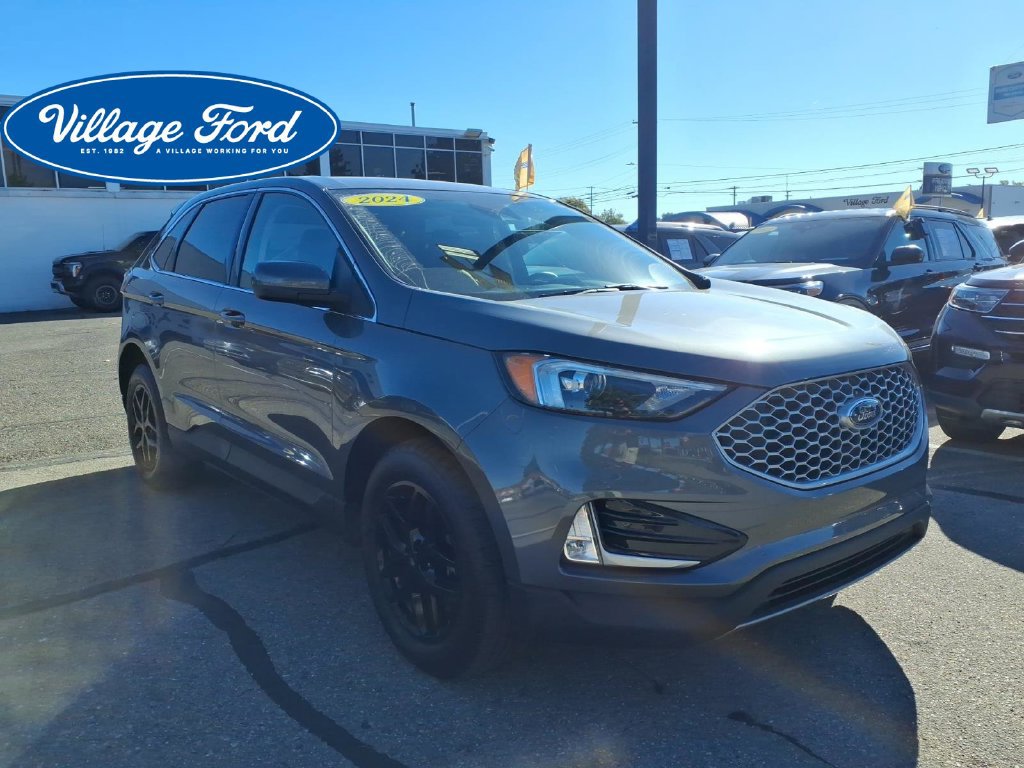 Certified 2024 Ford Edge SEL w/ Convenience Package AWD/4WD image 4
