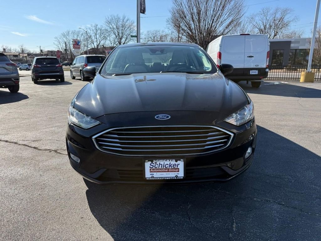 Used 2019 Ford Fusion SE w/ Equipment Group 151A image 6