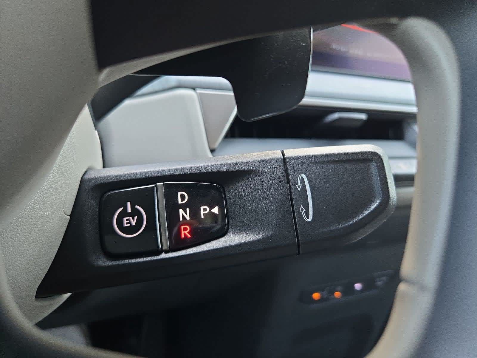 Certified 2024 Kia EV9 Wind AWD/4WD image 31