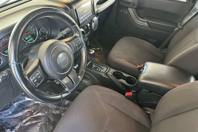 Used 2015 Jeep Wrangler Unlimited Sport w/ Quick Order Package 24S AWD/4WD image 12