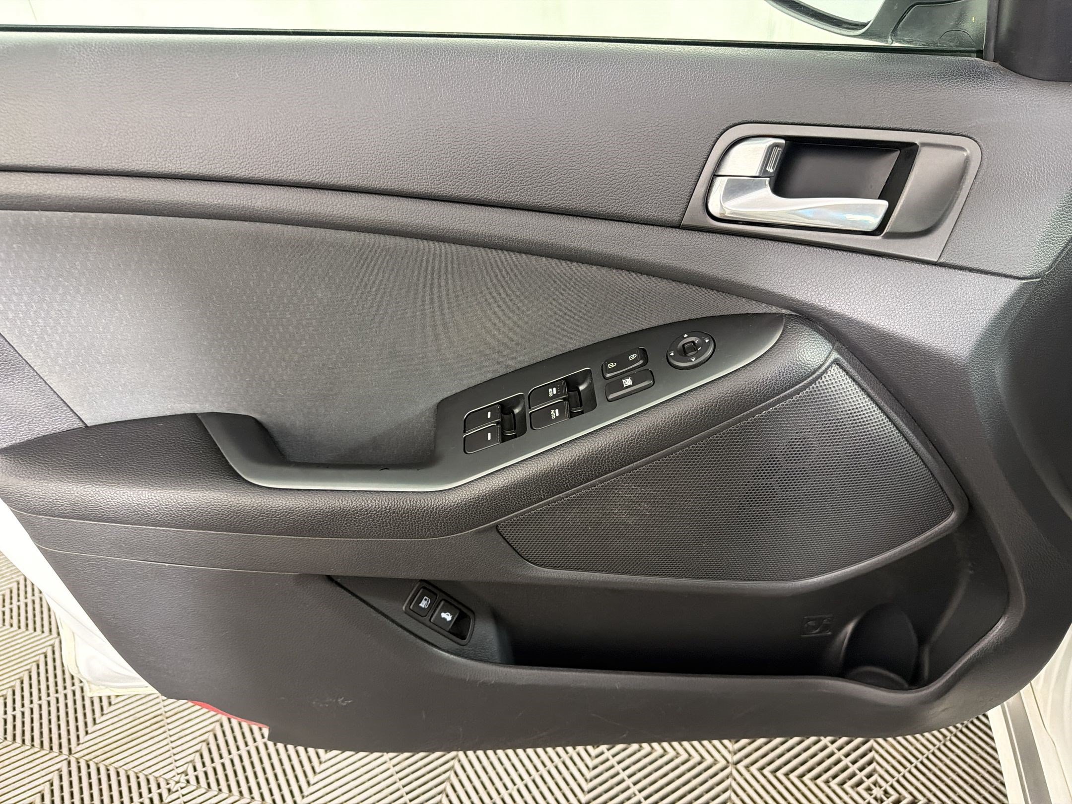 Used 2016 Kia Optima Hybrid FWD image 14