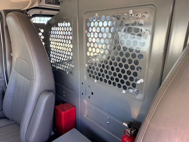 Used 2015 Chevrolet Express 2500 image 20