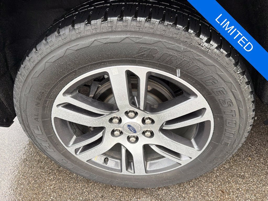 Used 2022 Ford Expedition Limited AWD/4WD image 30