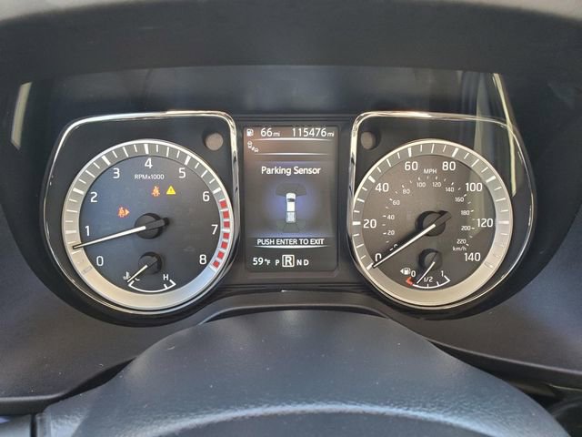 Used 2017 Nissan Titan SV image 31