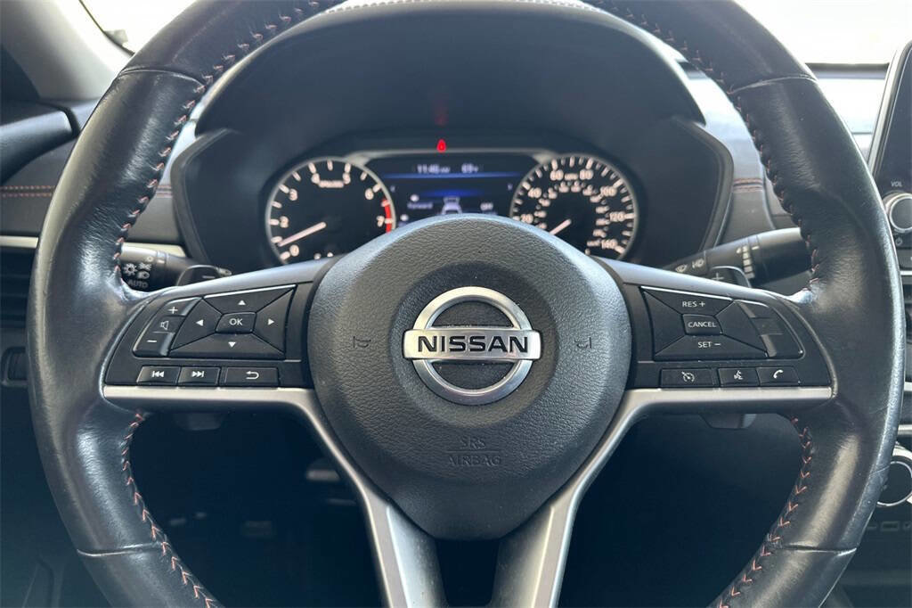 Used 2022 Nissan Altima 2.5 SR image 22