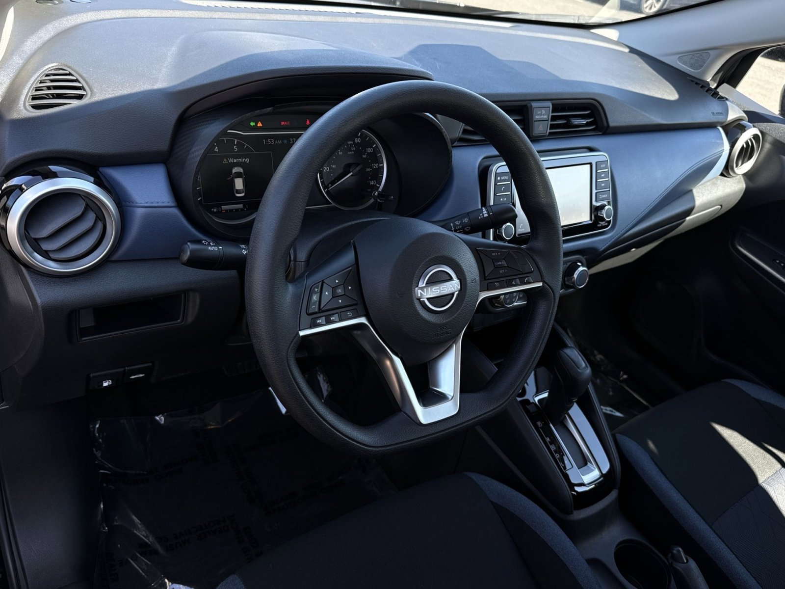 Used 2025 Nissan Versa SV image 16