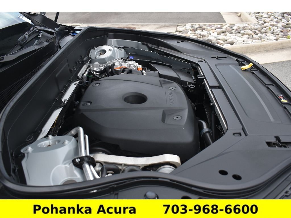 Used 2024 Volvo XC90 T8 Plus AWD/4WD image 37