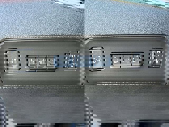 New 2024 Buick Enclave Avenir w/ Avenir Technology Package image 23