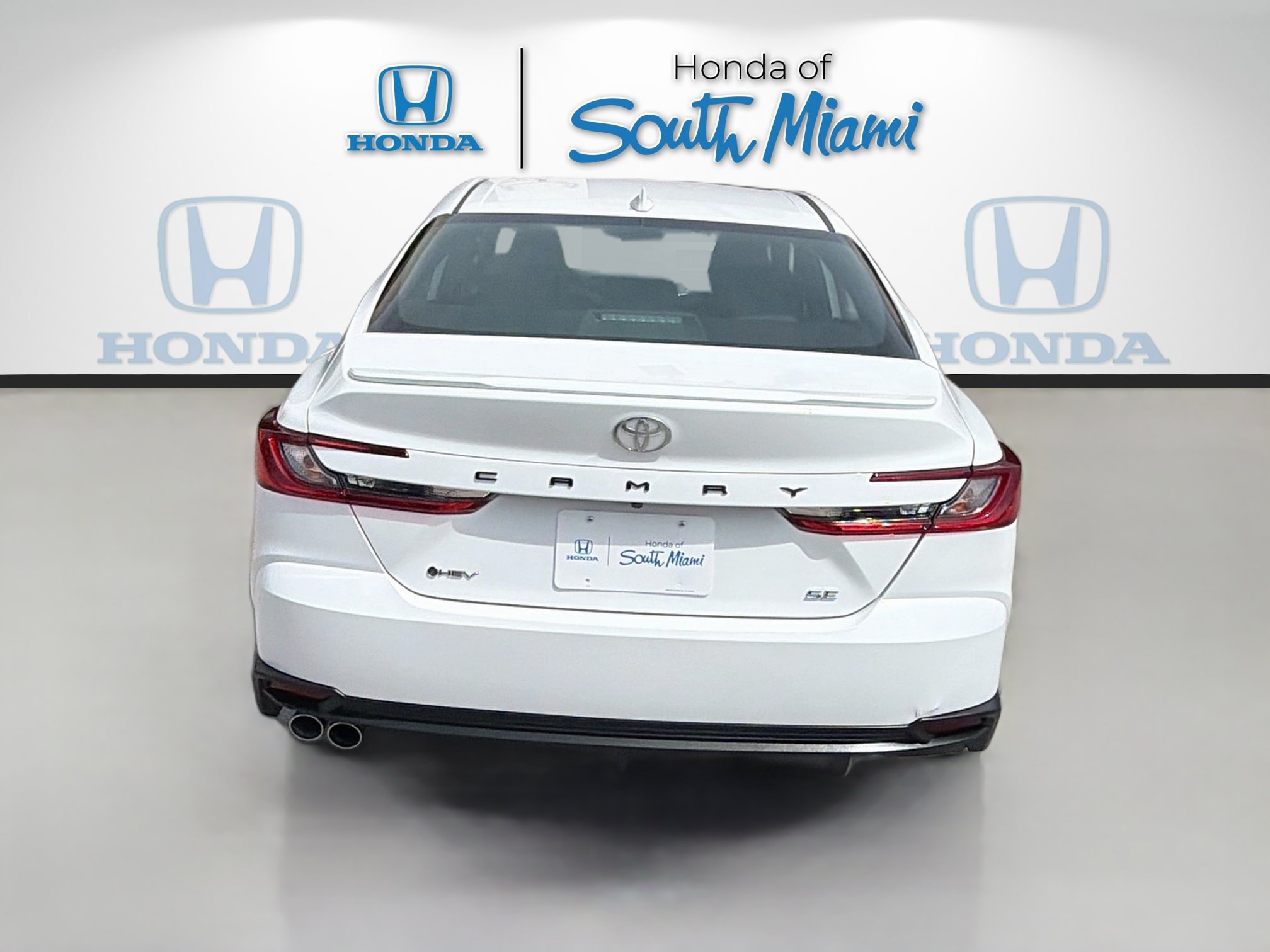 Used 2026 Toyota Camry SE FWD image 6