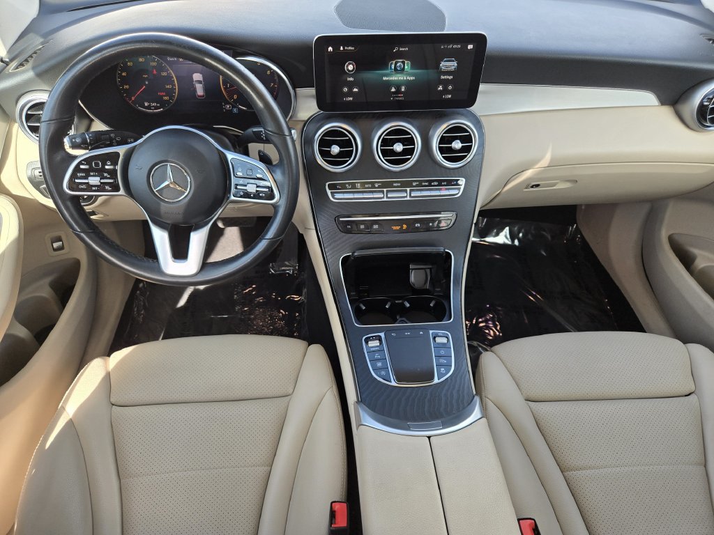 Used 2022 Mercedes-Benz GLC 300 image 24