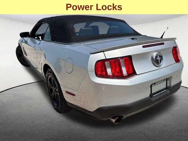 Used 2012 Ford Mustang Premium RWD image 10