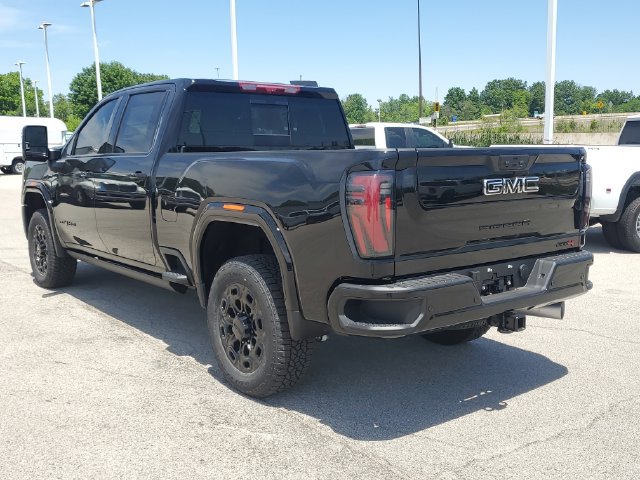 New 2026 GMC Sierra 2500 AT4 w/ AT4 Premium Plus Package AWD/4WD image 4