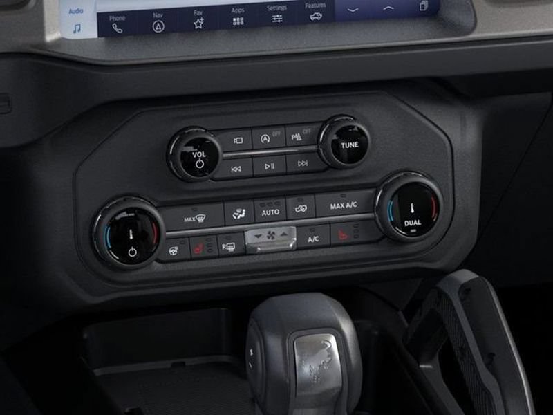 New 2026 Ford Bronco Outer Banks w/ Sasquatch Package AWD/4WD image 16