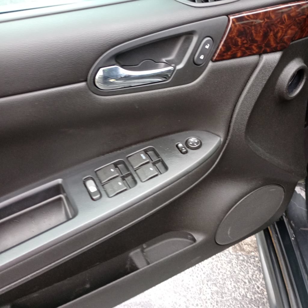 Used 2012 Chevrolet Impala LS FWD image 12