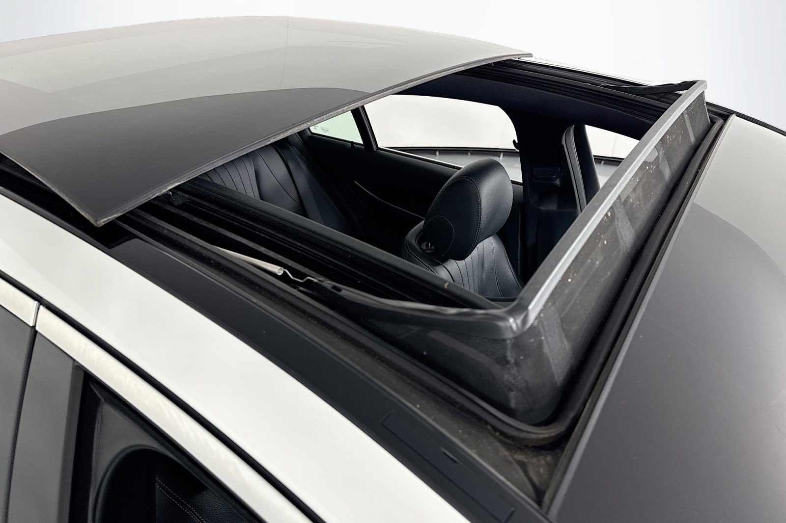 Used 2022 Mercedes-Benz E 350 4MATIC Sedan image 22