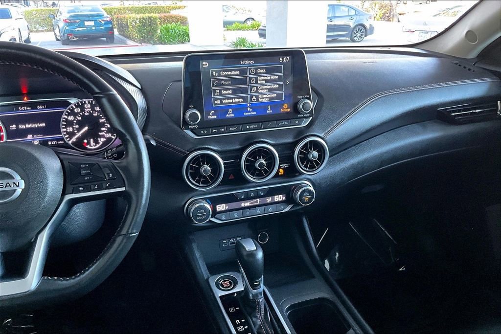 Used 2023 Nissan Sentra SR w/ SR Premium Package image 9