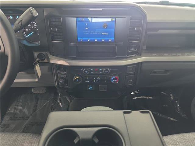 New 2026 Ford F350 XLT w/ 360-Degree Camera Package AWD/4WD image 18