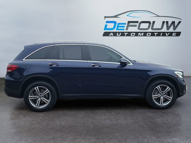 Used 2022 Mercedes-Benz GLC 300 4MATIC image 2