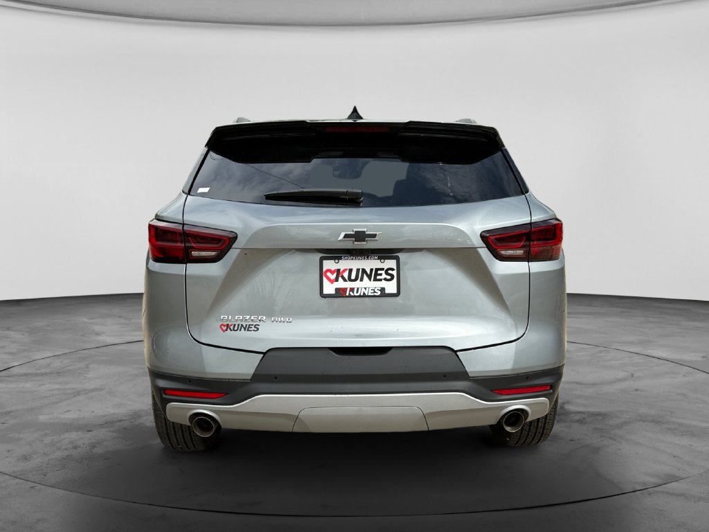 New 2026 Chevrolet Blazer LT w/ Sound & Technology Package AWD/4WD image 7