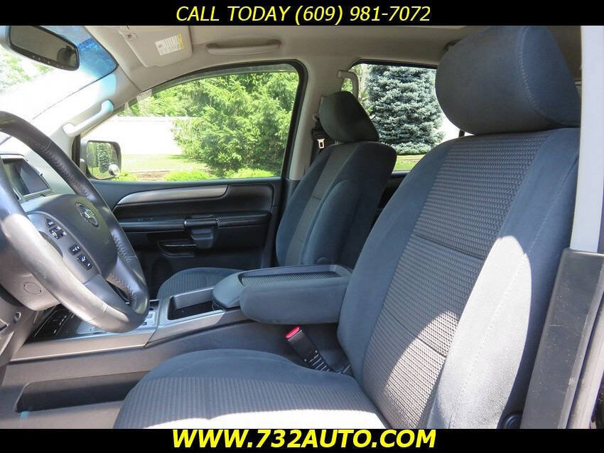 Used 2014 Nissan Armada SV AWD/4WD image 27