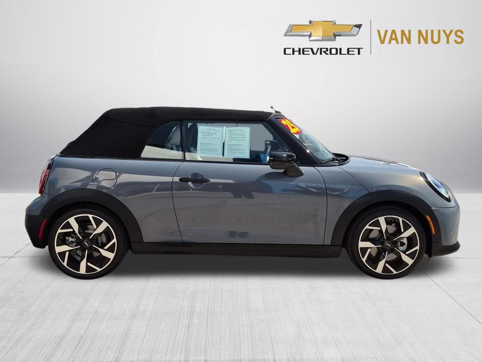 Used 2025 MINI Cooper S FWD image 4