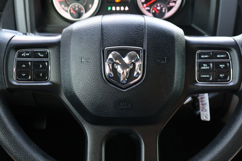 Used 2019 RAM 1500 Classic SLT AWD/4WD image 33