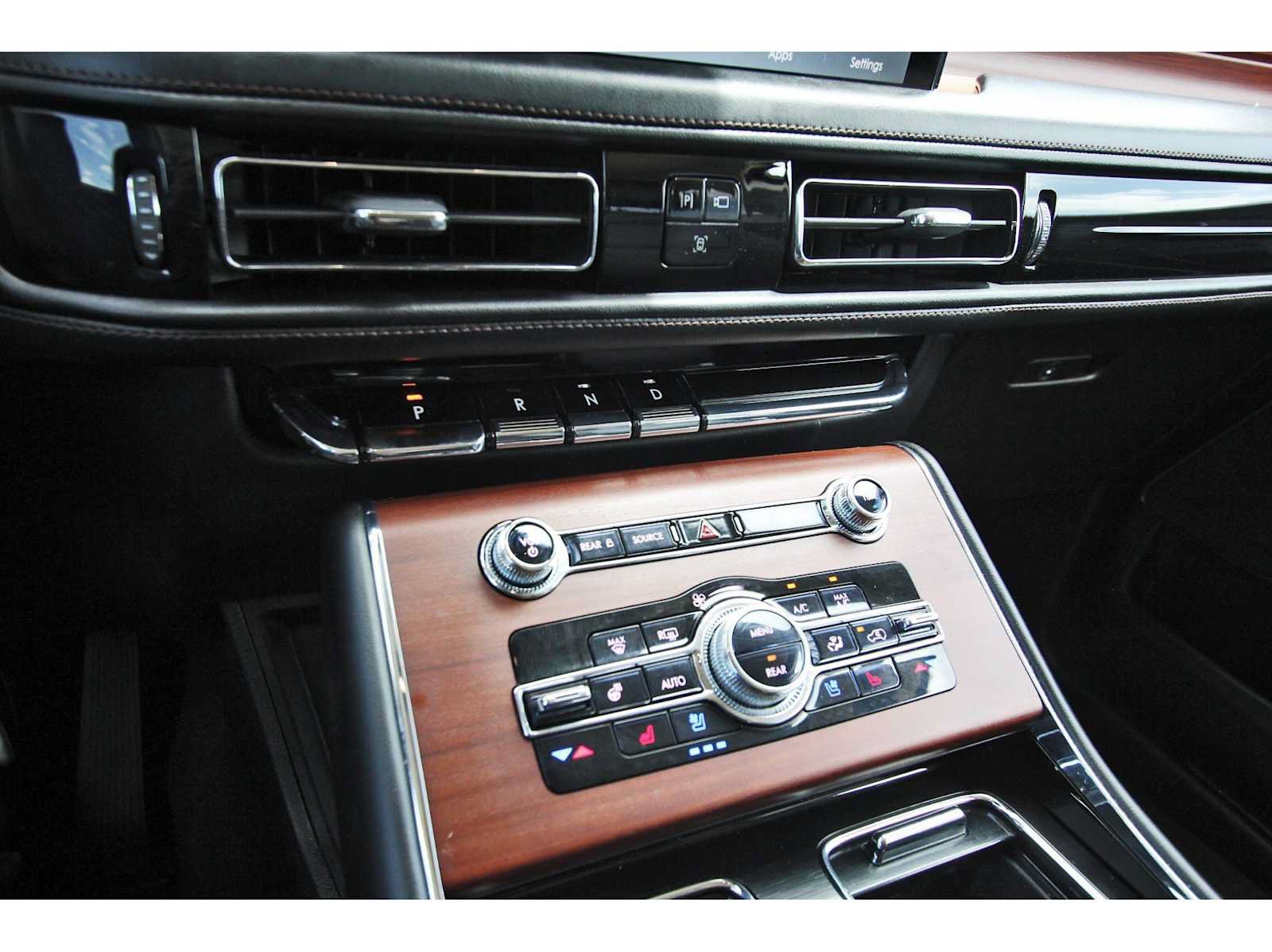 Used 2022 Lincoln Aviator Reserve w/ Elements Package Plus RWD image 26
