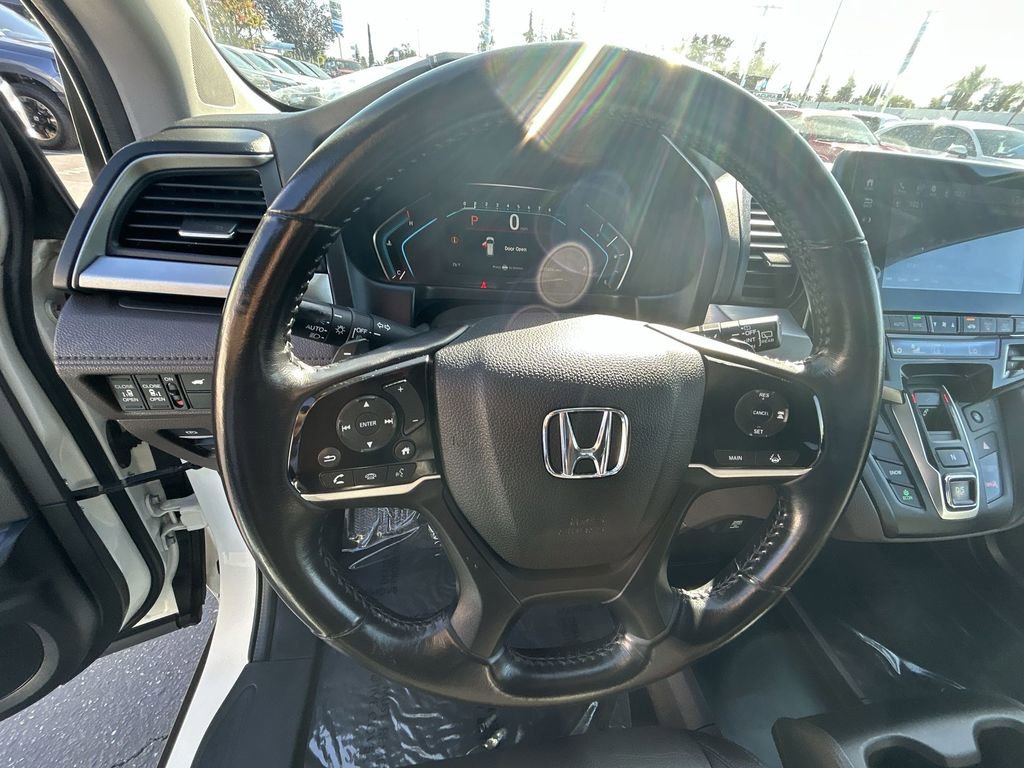 Used 2018 Honda Odyssey EX-L image 14