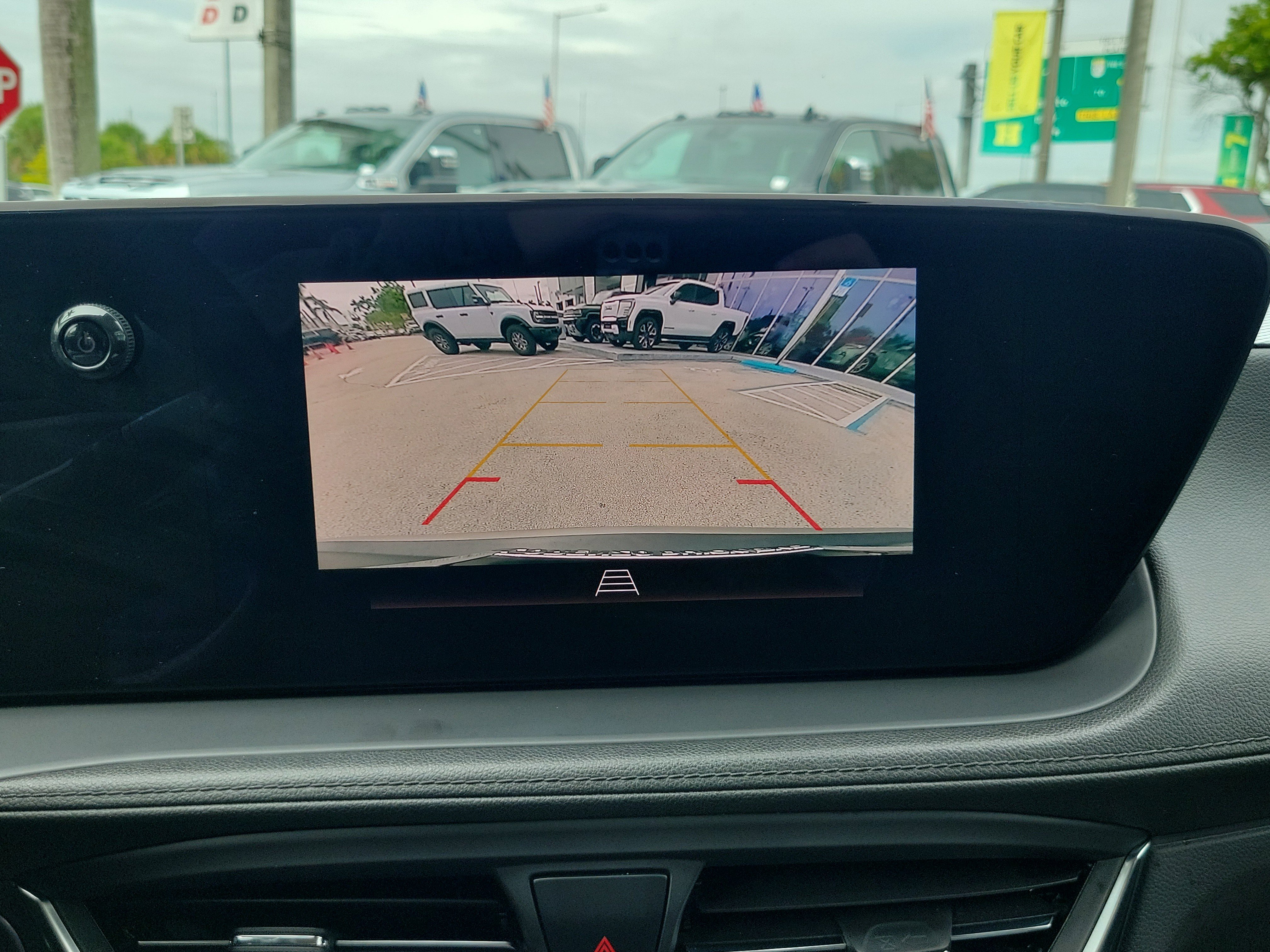 Used 2024 Buick Encore GX Preferred image 10