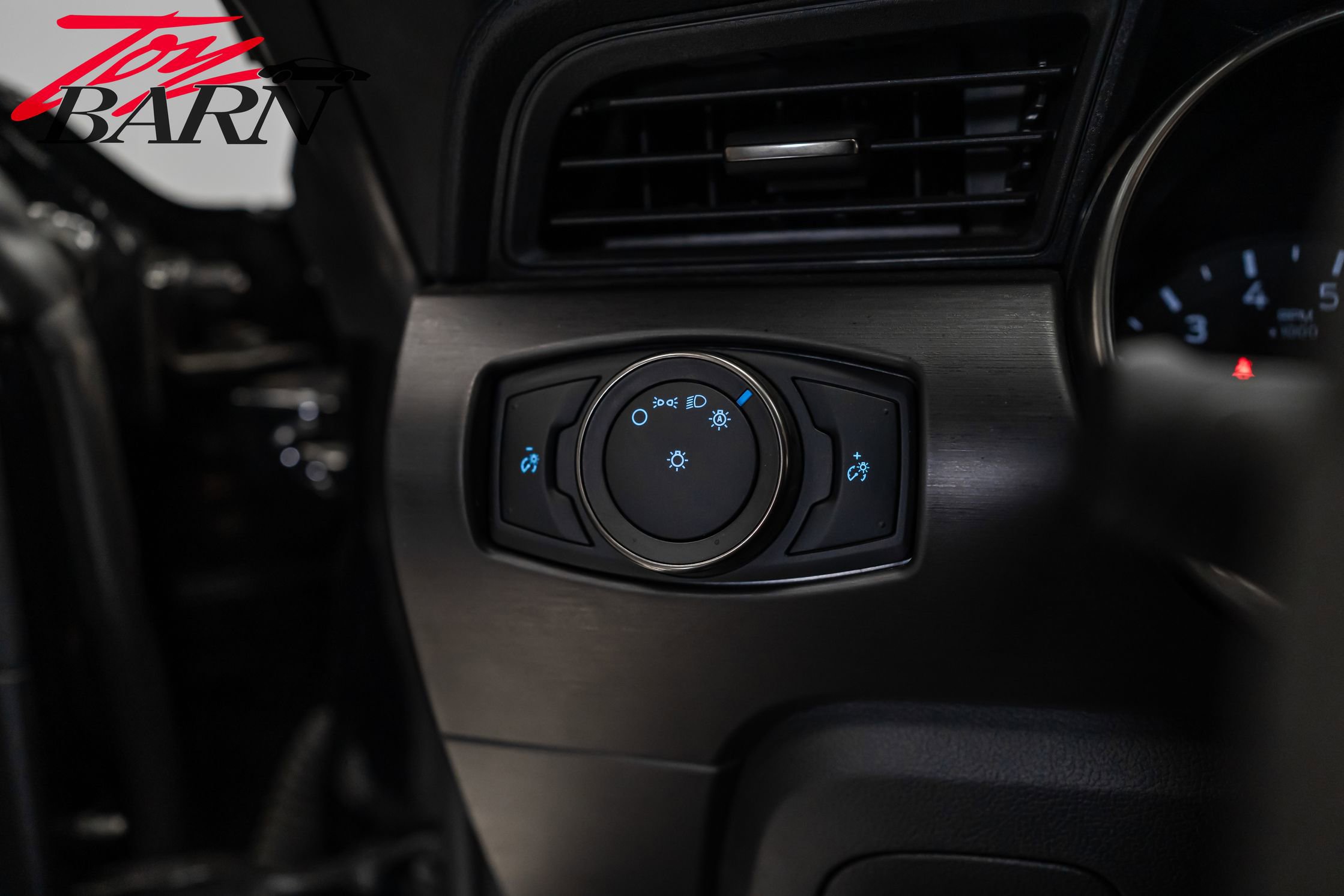 Used 2018 Ford Mustang Shelby GT350 w/ Electronics Package image 28