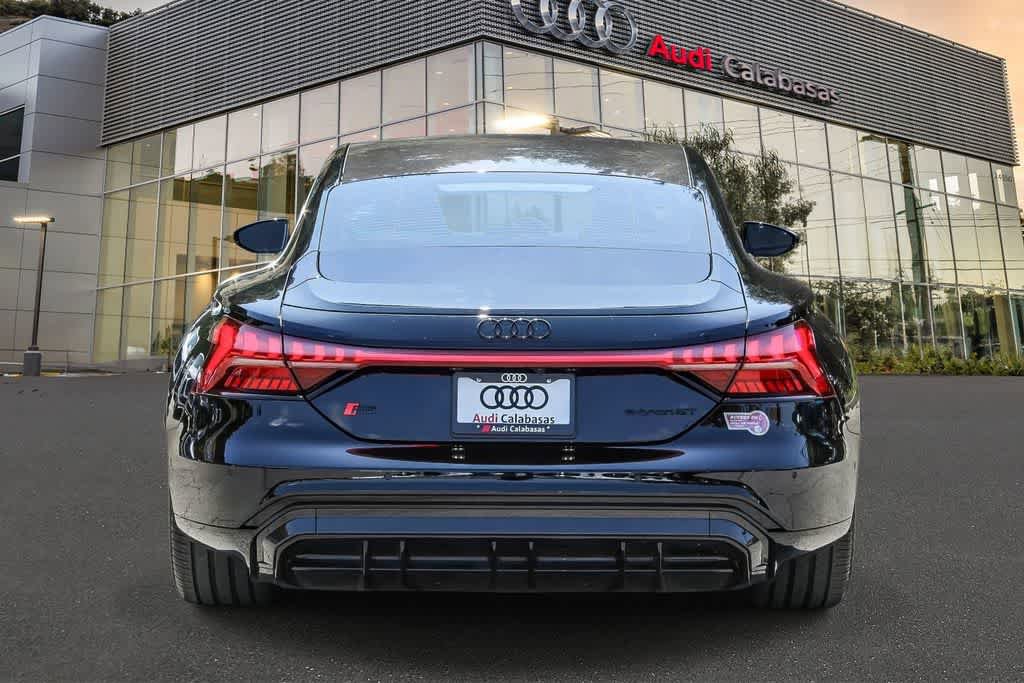 Used 2023 Audi RS e-tron GT w/ Carbon Performance Package AWD/4WD image 3