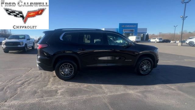 Used 2025 GMC Acadia Elevation image 9