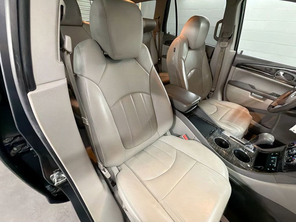Used 2014 Buick Enclave Leather FWD image 25