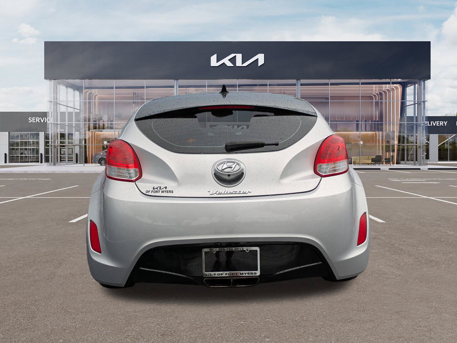 Used 2017 Hyundai Veloster Value Edition w/ Graphic Package (Lower Body) FWD image 5