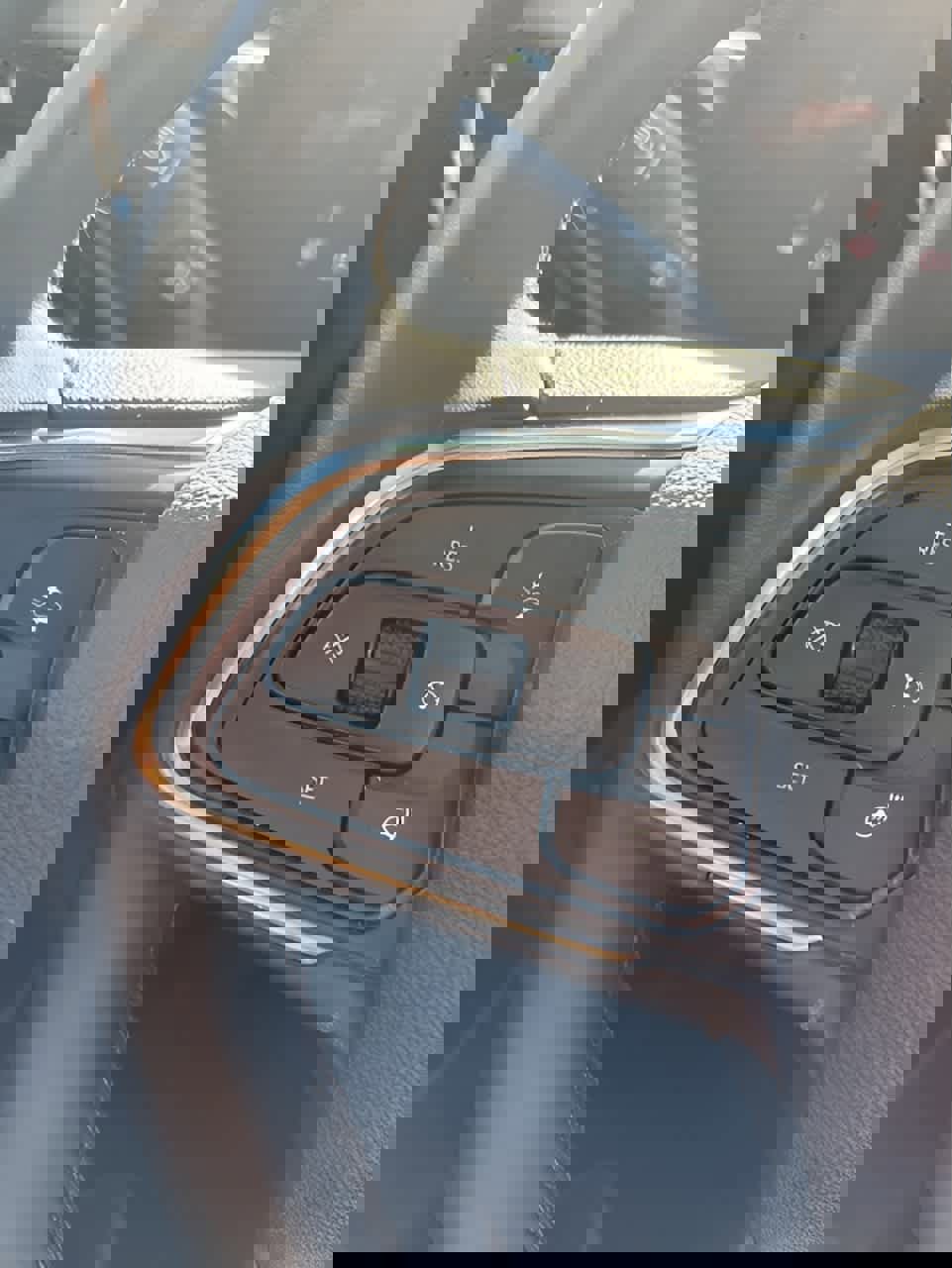 Used 2024 Buick Envista Avenir image 21