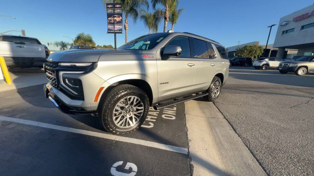 Used 2025 Chevrolet Tahoe Z71 w/ Comfort Package image 4