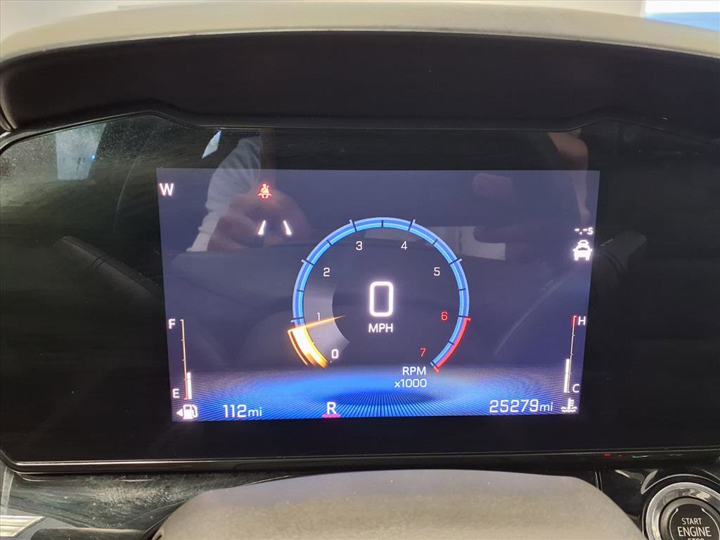 Used 2024 Chevrolet Trax RS w/ Sunroof Package image 29