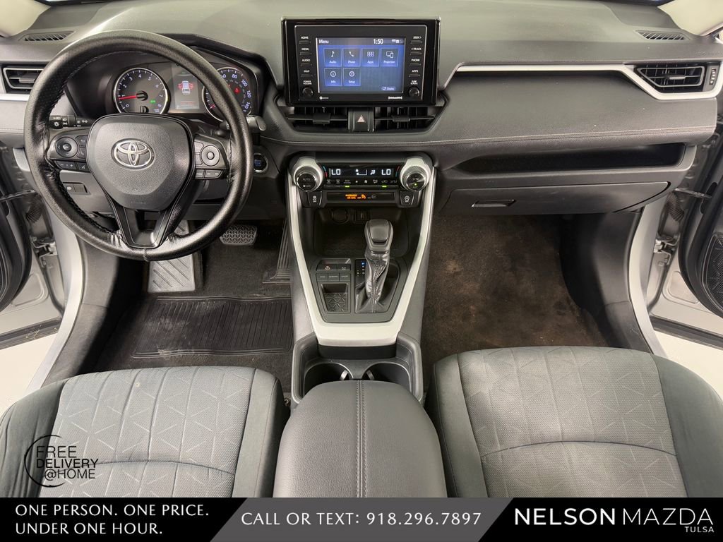 Used 2020 Toyota RAV4 XLE FWD image 38